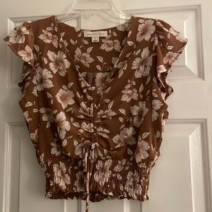 Monteau Los Angeles cropped short sleeve shirt